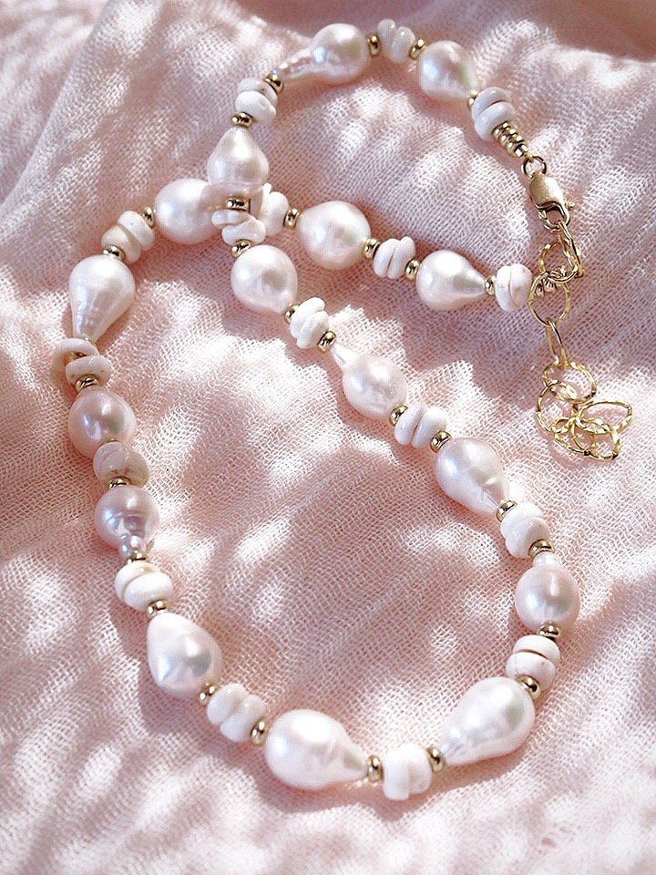 - Baroque Pearl Puka Shell Necklace - Kakahi - ke aloha jewelry