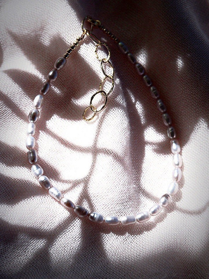 Anklets - Dainty Gray Pearl Anklet - Maile - ke aloha jewelry