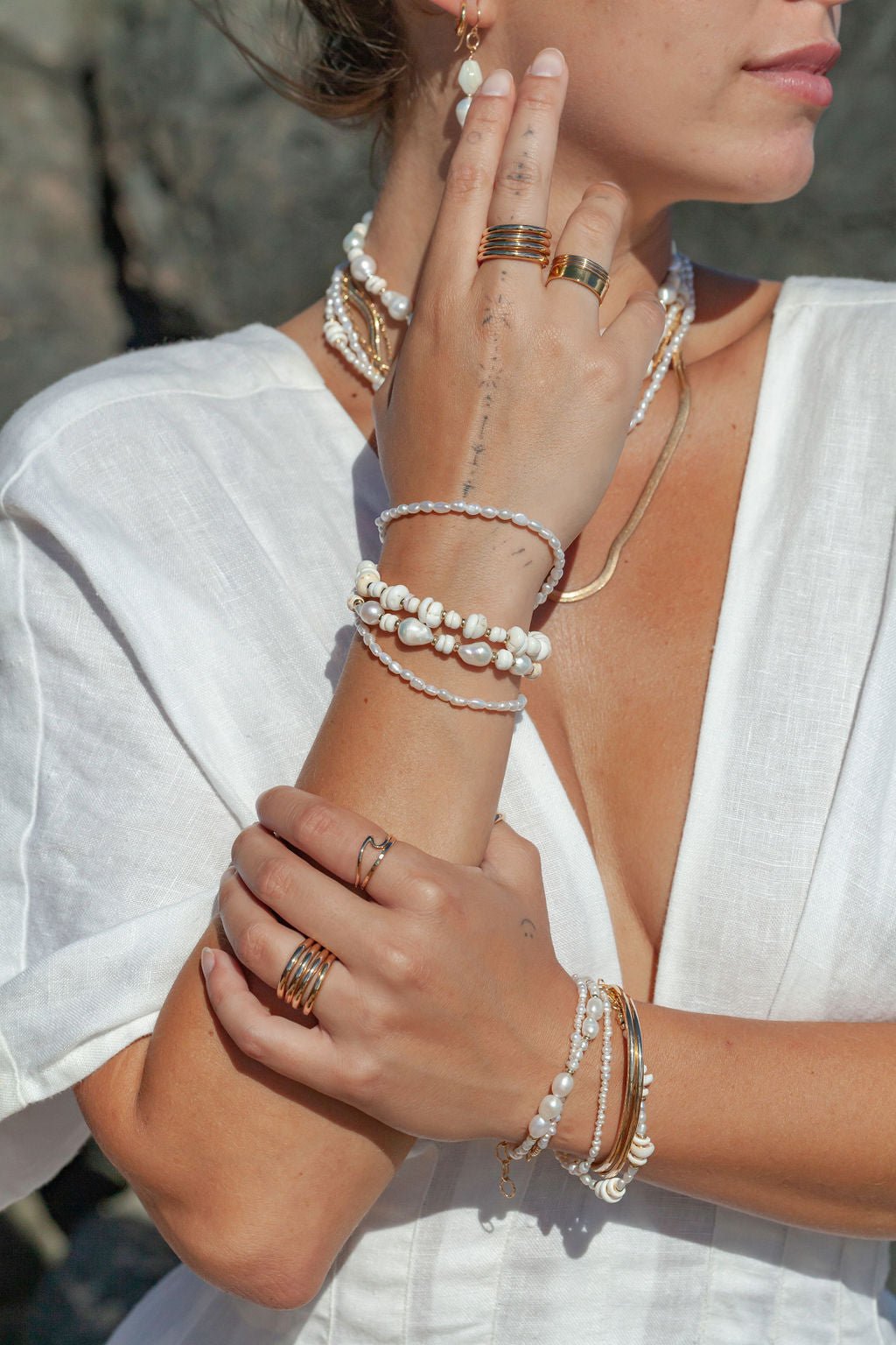 Gold Bracelet - Dainty Pearl Bracelet - Maile - ke aloha jewelry