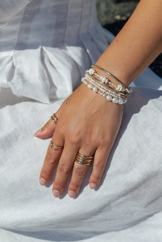 Gold Bracelet - Gold and White Pearl Bead Bracelet - Hiwahiwa - ke aloha jewelry