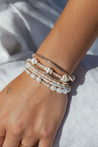 Gold Bracelet - Gold and White Pearl Bead Bracelet - Hiwahiwa - ke aloha jewelry
