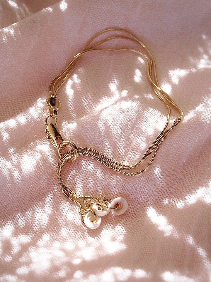 - Gold Chain Puka Charm Bracelet - Kaihohonu - ke aloha jewelry