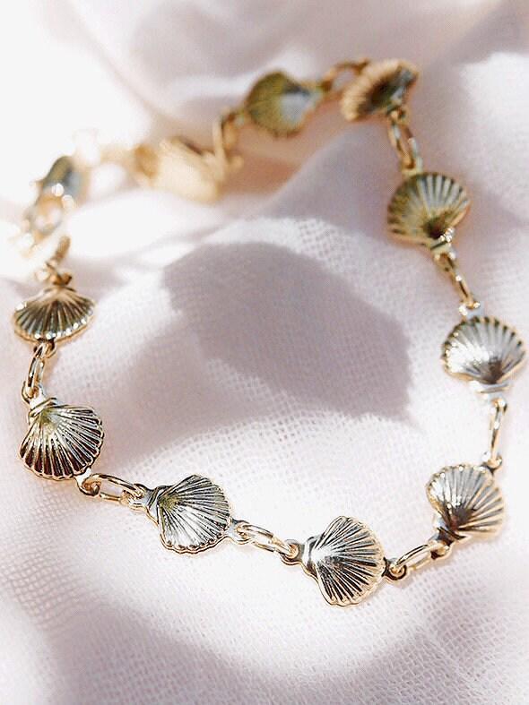 Gold Bracelet - Gold Filled Seashell Chain Bracelet - Leialoha - ke aloha jewelry