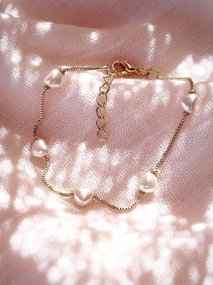 - Gold Pearl Heart Bracelet - Ku`uipo - ke aloha jewelry