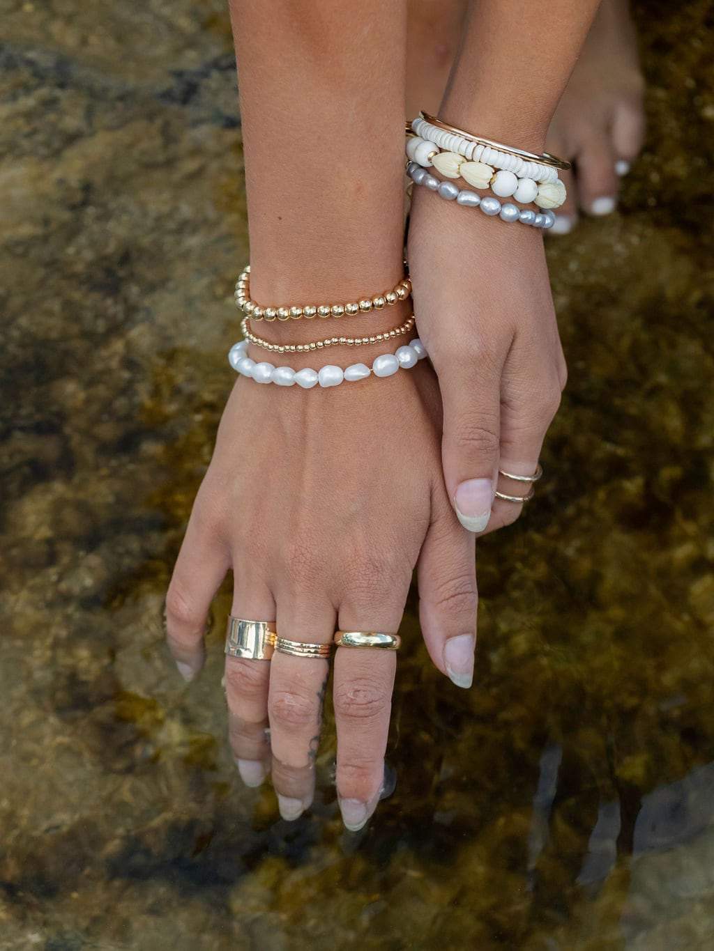 Gold Bracelet - Grey Freshwater Pearl Bead Bracelet - Keilani - ke aloha jewelry