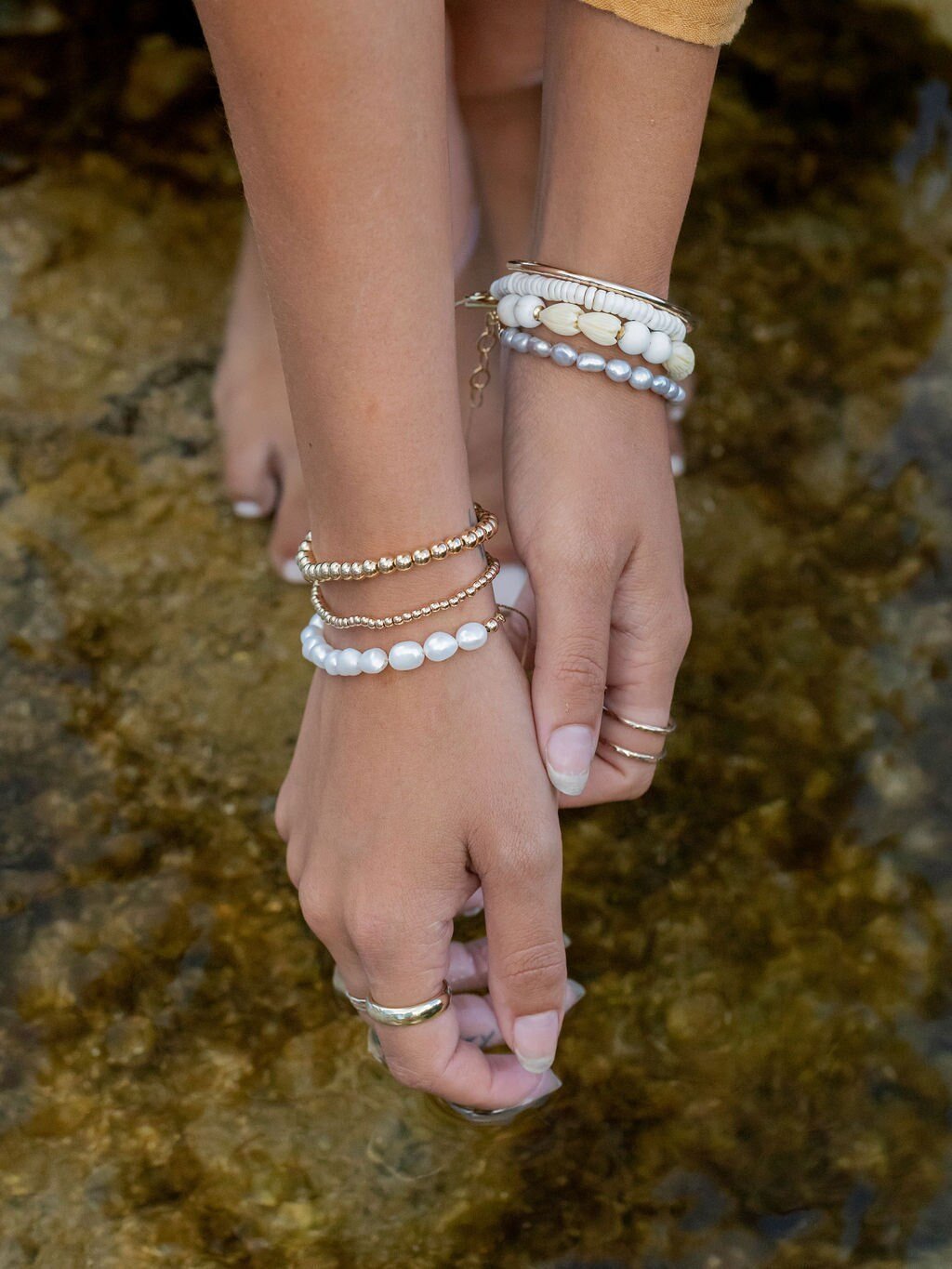 Gold Bracelet - Grey Freshwater Pearl Bead Bracelet - Keilani - ke aloha jewelry