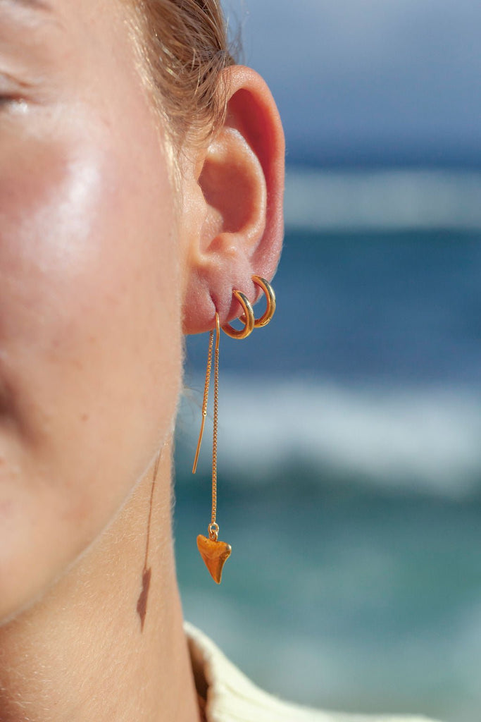 Earrings - Petite Gold Shark Tooth Threader Earrings - Mano Petite - ke aloha jewelry