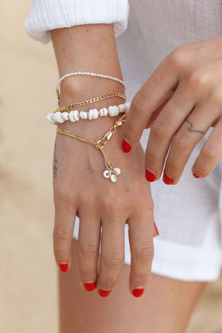 - Puka Shell Bracelet - Kahale - ke aloha jewelry