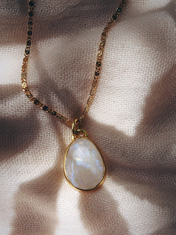 Gold Necklace - Rainbow Moonstone Pendant Necklace - Hokulani - ke aloha jewelry