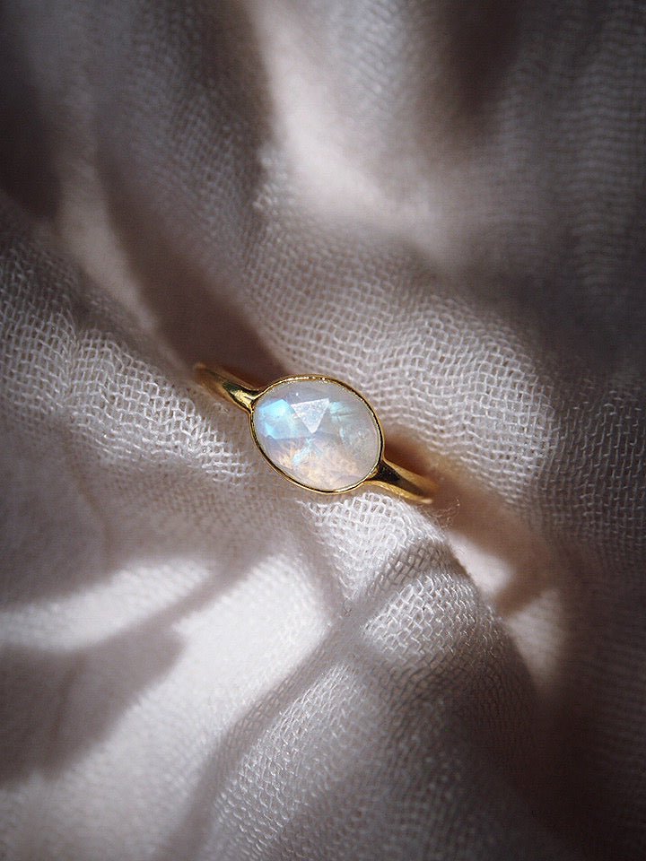 Rings - Rose Cut Rainbow Moonstone Ring - Hokulani - ke aloha jewelry