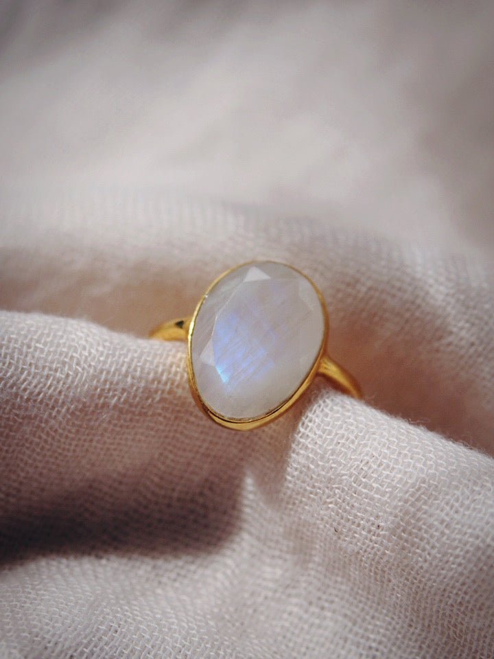 Rings - Statement Rainbow Moonstone Ring - Kekoa - ke aloha jewelry