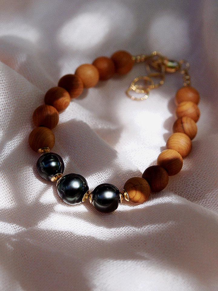Gold Bracelet - Triple Tahitian Pearl Sandalwood Bead Bracelet - Kalani - ke aloha jewelry