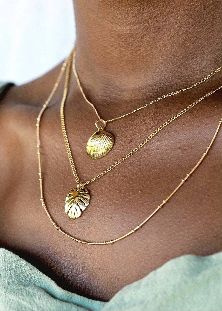 Gold Necklace - Tropical Pendant Layering Necklace Set - ke aloha jewelry