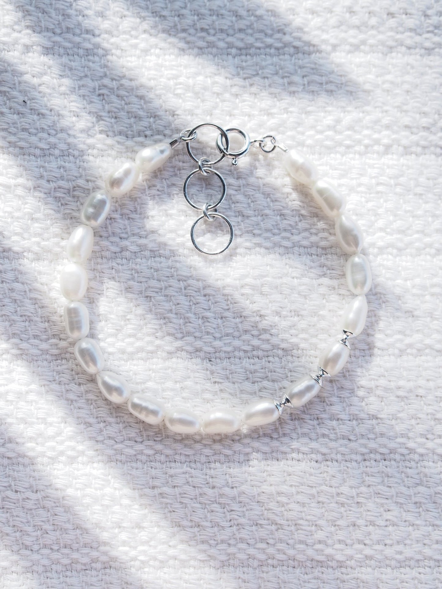 Bracelets - Unisex Men's White Pearl Bracelet - Makoa - ke aloha jewelry