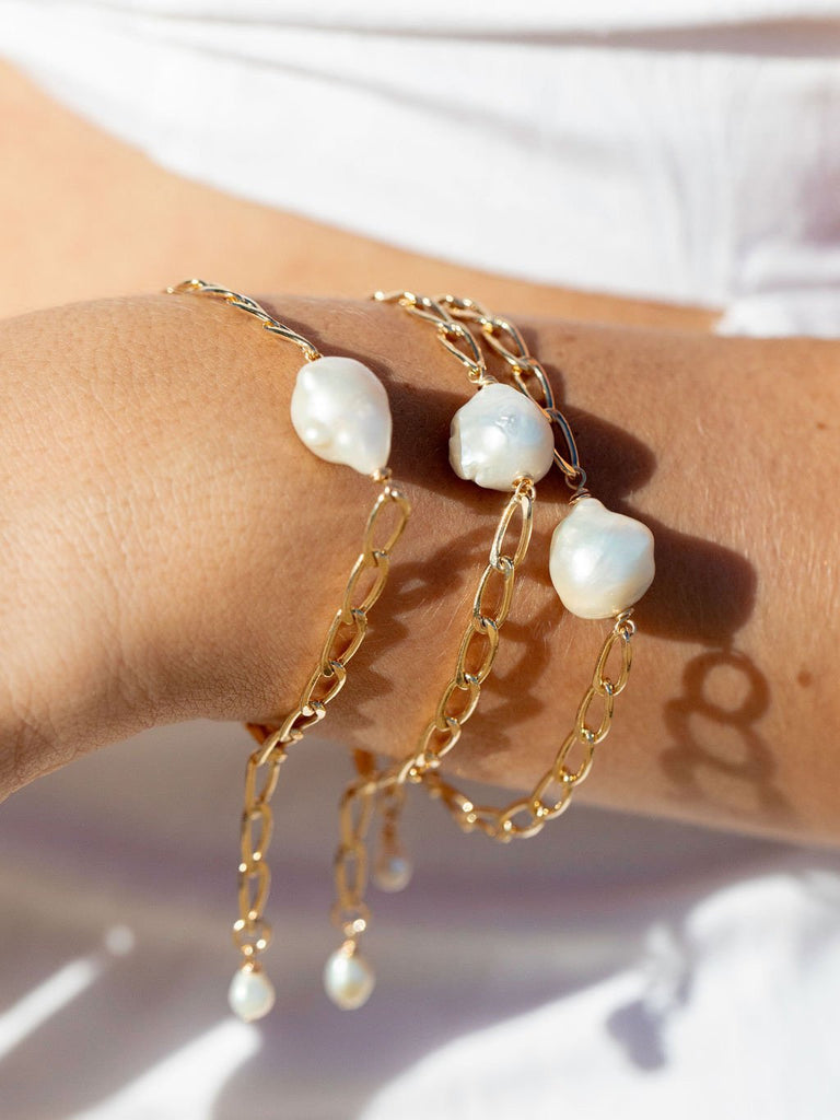 Gold Bracelet - White Baroque Pearl Bracelet - Keali'i - ke aloha jewelry