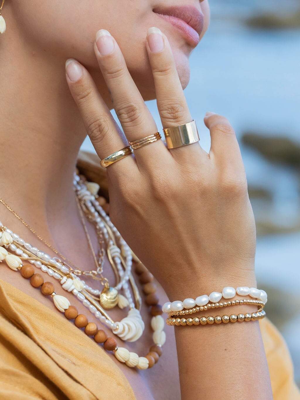 Gold Bracelet - White Freshwater Pearl Bead Bracelet - Keilani - ke aloha jewelry