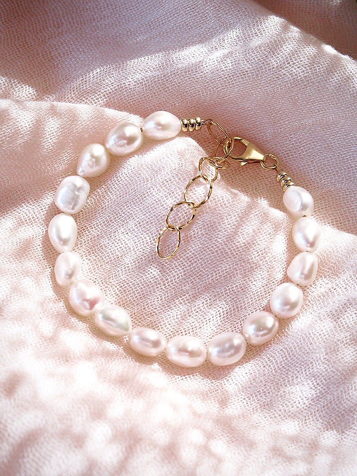 - White Pearl Bracelet - Ala - ke aloha jewelry